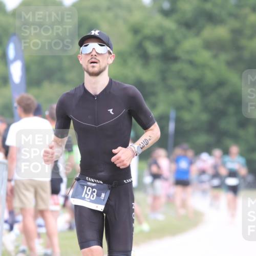 22.06.2025 - Viking Triathlon H.Heesch http://msf.ph/oto/8111877 22.06.2025 14:48:17 Laufen 57, 170, 193, 609 meine-sportfotos.de