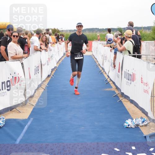 22.06.2025 - Viking Triathlon MichiJ http://msf.ph/oto/8111883 22.06.2025 15:02:43 Ziel 127, 529 meine-sportfotos.de