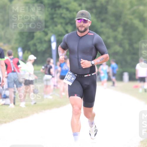 22.06.2025 - Viking Triathlon H.Heesch http://msf.ph/oto/8111897 22.06.2025 14:48:26 Laufen 546 meine-sportfotos.de