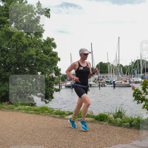 22.06.2025 - Viking Triathlon KatJ http://msf.ph/oto/8111898 22.06.2025 15:04:25 Laufen 282 meine-sportfotos.de