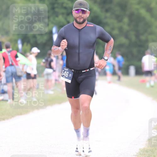 22.06.2025 - Viking Triathlon H.Heesch http://msf.ph/oto/8111907 22.06.2025 14:48:26 Laufen 546 meine-sportfotos.de