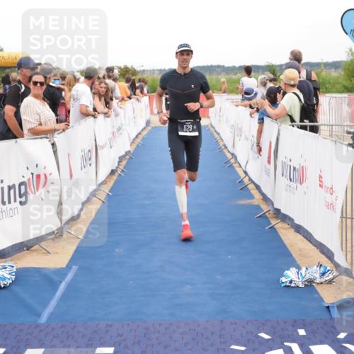 22.06.2025 - Viking Triathlon MichiJ http://msf.ph/oto/8111908 22.06.2025 15:02:44 Ziel 127, 529 meine-sportfotos.de