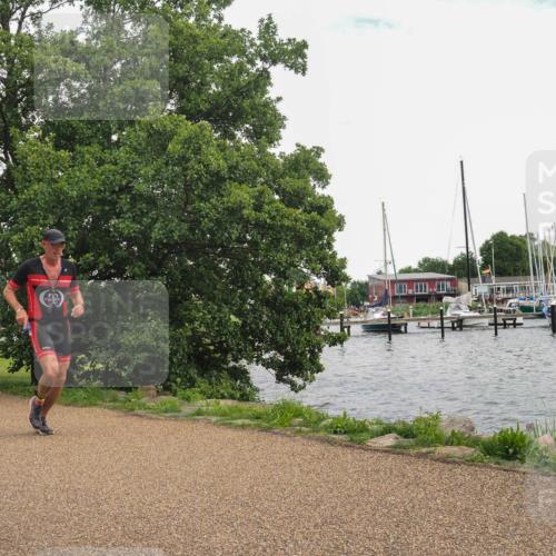 22.06.2025 - Viking Triathlon KatJ http://msf.ph/oto/8111913 22.06.2025 15:04:34 Laufen 615 meine-sportfotos.de