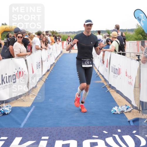 22.06.2025 - Viking Triathlon MichiJ http://msf.ph/oto/8111953 22.06.2025 15:02:44 Ziel 127, 529 meine-sportfotos.de