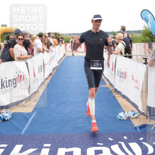 22.06.2025 - Viking Triathlon MichiJ http://msf.ph/oto/8111964 22.06.2025 15:02:44 Ziel 127, 529 meine-sportfotos.de