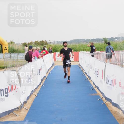 22.06.2025 - Viking Triathlon MichiJ http://msf.ph/oto/8111970 22.06.2025 16:41:09 Ziel 542 meine-sportfotos.de