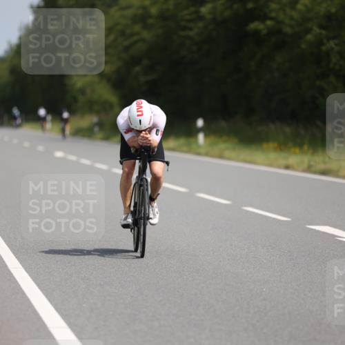 22.06.2025 - Viking Triathlon Yannick Fuchs http://msf.ph/oto/8111971 22.06.2025 11:36:41 Radfahren 416, 521 meine-sportfotos.de