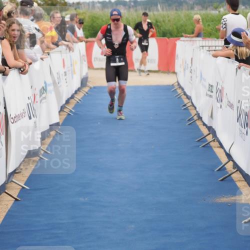 22.06.2025 - Viking Triathlon MichiJ http://msf.ph/oto/8111974 22.06.2025 15:02:48 Ziel 8, 529 meine-sportfotos.de