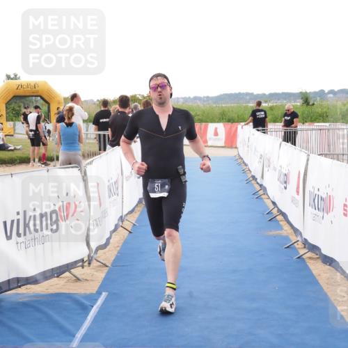 22.06.2025 - Viking Triathlon MichiJ http://msf.ph/oto/8111981 22.06.2025 16:24:31 Ziel 51 meine-sportfotos.de