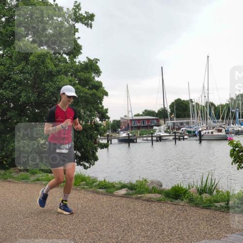 22.06.2025 - Viking Triathlon KatJ http://msf.ph/oto/8111985 22.06.2025 16:06:25 Laufen 499 meine-sportfotos.de