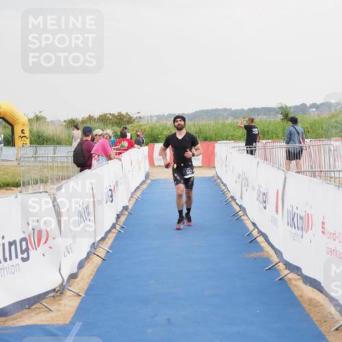 22.06.2025 - Viking Triathlon MichiJ http://msf.ph/oto/8111986 22.06.2025 16:41:09 Ziel 542 meine-sportfotos.de