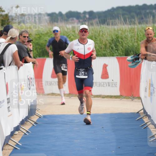 22.06.2025 - Viking Triathlon MichiJ http://msf.ph/oto/8112032 22.06.2025 14:53:40 Ziel 329 meine-sportfotos.de