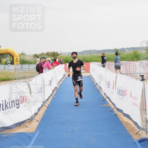22.06.2025 - Viking Triathlon MichiJ http://msf.ph/oto/8112039 22.06.2025 16:41:10 Ziel 542 meine-sportfotos.de