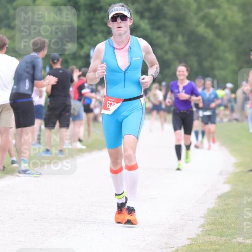 22.06.2025 - Viking Triathlon H.Heesch http://msf.ph/oto/8112044 22.06.2025 14:48:52 Laufen 144, 416, 626 meine-sportfotos.de