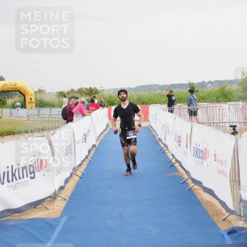 22.06.2025 - Viking Triathlon MichiJ http://msf.ph/oto/8112048 22.06.2025 16:41:10 Ziel 542 meine-sportfotos.de