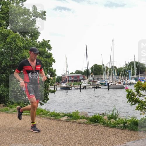 22.06.2025 - Viking Triathlon KatJ http://msf.ph/oto/8112055 22.06.2025 15:04:35 Laufen 615 meine-sportfotos.de