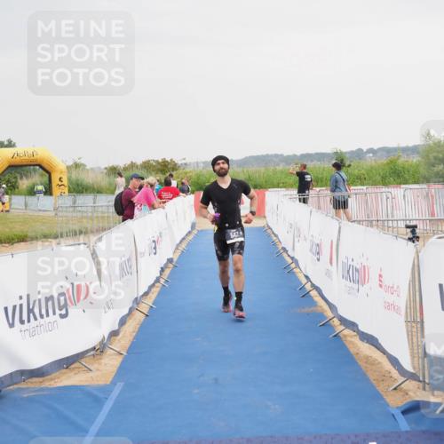 22.06.2025 - Viking Triathlon MichiJ http://msf.ph/oto/8112056 22.06.2025 16:41:10 Ziel 542 meine-sportfotos.de