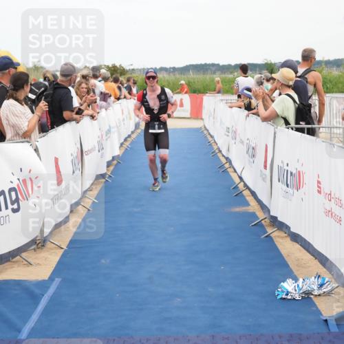 22.06.2025 - Viking Triathlon MichiJ http://msf.ph/oto/8112095 22.06.2025 15:02:49 Ziel 8 meine-sportfotos.de