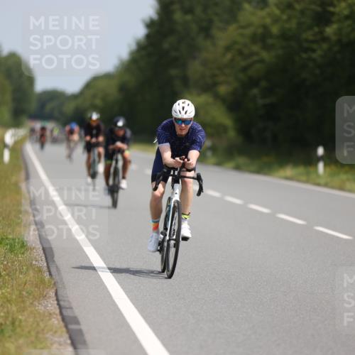 22.06.2025 - Viking Triathlon Yannick Fuchs http://msf.ph/oto/8112117 22.06.2025 11:36:57 Radfahren 219, 328, 356, 491 meine-sportfotos.de