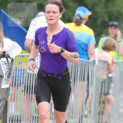 22.06.2025 - Viking Triathlon H.Heesch http://msf.ph/oto/8112167 22.06.2025 14:49:02 Laufen 243 meine-sportfotos.de