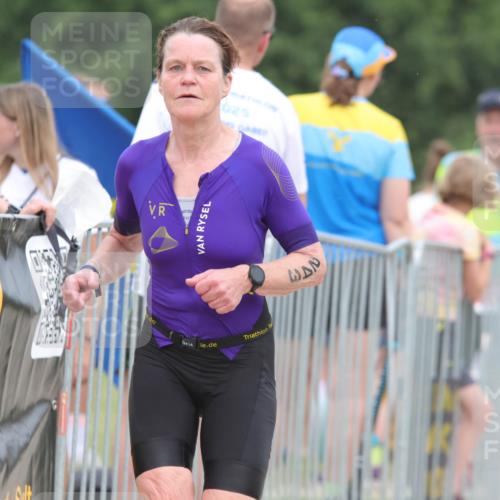 22.06.2025 - Viking Triathlon H.Heesch http://msf.ph/oto/8112177 22.06.2025 14:49:02 Laufen 243 meine-sportfotos.de