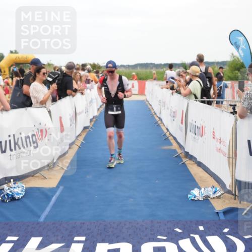22.06.2025 - Viking Triathlon MichiJ http://msf.ph/oto/8112189 22.06.2025 15:02:51 Ziel 8 meine-sportfotos.de