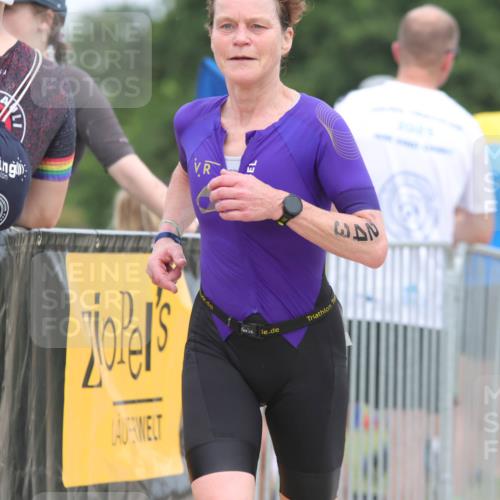 22.06.2025 - Viking Triathlon H.Heesch http://msf.ph/oto/8112207 22.06.2025 14:49:02 Laufen 243 meine-sportfotos.de