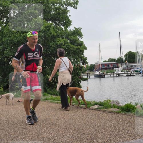 22.06.2025 - Viking Triathlon KatJ http://msf.ph/oto/8112229 22.06.2025 16:06:59 Laufen 493 meine-sportfotos.de