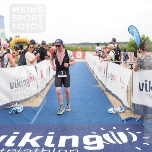 22.06.2025 - Viking Triathlon MichiJ http://msf.ph/oto/8112258 22.06.2025 15:02:51 Ziel 8 meine-sportfotos.de