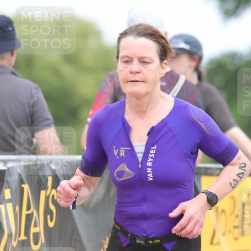 22.06.2025 - Viking Triathlon H.Heesch http://msf.ph/oto/8112266 22.06.2025 14:49:03 Laufen 243 meine-sportfotos.de