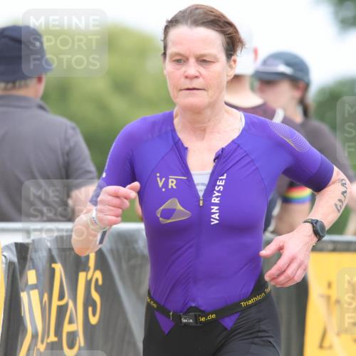 22.06.2025 - Viking Triathlon H.Heesch http://msf.ph/oto/8112276 22.06.2025 14:49:03 Laufen 243 meine-sportfotos.de