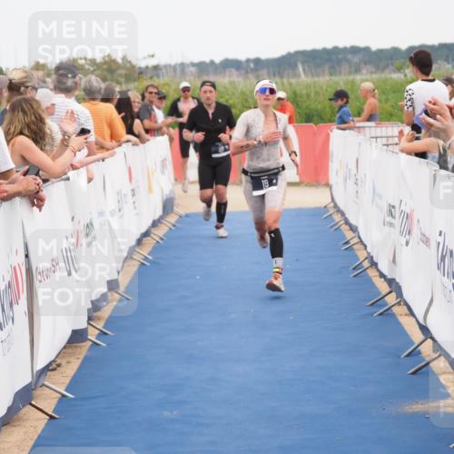 22.06.2025 - Viking Triathlon MichiJ http://msf.ph/oto/8112286 22.06.2025 15:03:14 Ziel 19, 38, 536 meine-sportfotos.de