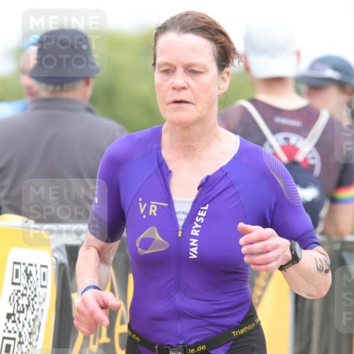 22.06.2025 - Viking Triathlon H.Heesch http://msf.ph/oto/8112293 22.06.2025 14:49:04 Laufen 166, 243 meine-sportfotos.de
