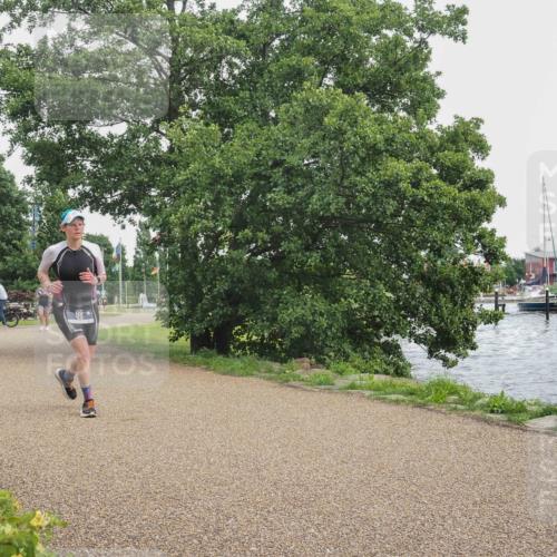 22.06.2025 - Viking Triathlon KatJ http://msf.ph/oto/8112302 22.06.2025 15:04:49 Laufen 86, 221, 461 meine-sportfotos.de