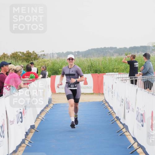 22.06.2025 - Viking Triathlon MichiJ http://msf.ph/oto/8112313 22.06.2025 16:41:23 Ziel 441 meine-sportfotos.de