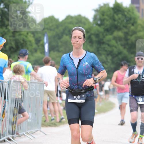 22.06.2025 - Viking Triathlon H.Heesch http://msf.ph/oto/8112318 22.06.2025 14:49:09 Laufen 48, 166, 243, 639 meine-sportfotos.de
