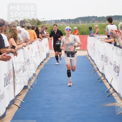 22.06.2025 - Viking Triathlon MichiJ http://msf.ph/oto/8112319 22.06.2025 15:03:15 Ziel 19, 38, 536 meine-sportfotos.de