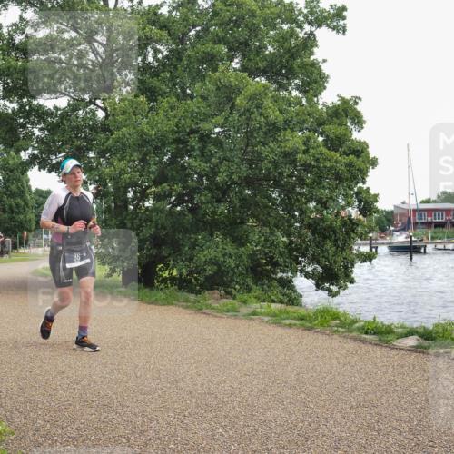 22.06.2025 - Viking Triathlon KatJ http://msf.ph/oto/8112340 22.06.2025 15:04:50 Laufen 86 meine-sportfotos.de
