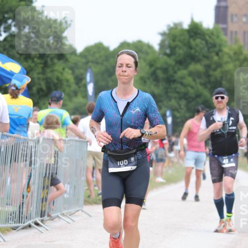 22.06.2025 - Viking Triathlon H.Heesch http://msf.ph/oto/8112353 22.06.2025 14:49:09 Laufen 48, 166, 243, 639 meine-sportfotos.de