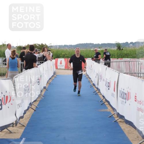 22.06.2025 - Viking Triathlon MichiJ http://msf.ph/oto/8112359 22.06.2025 16:25:21 Ziel 439 meine-sportfotos.de