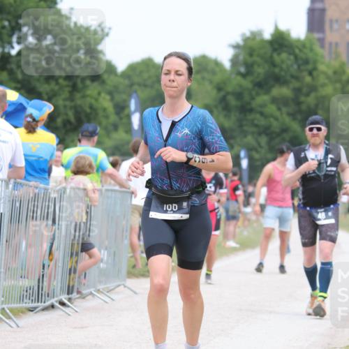 22.06.2025 - Viking Triathlon H.Heesch http://msf.ph/oto/8112360 22.06.2025 14:49:09 Laufen 48, 166, 243, 639 meine-sportfotos.de