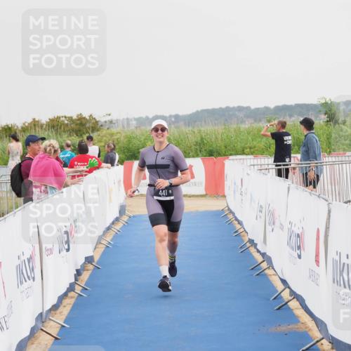 22.06.2025 - Viking Triathlon MichiJ http://msf.ph/oto/8112371 22.06.2025 16:41:24 Ziel 441 meine-sportfotos.de