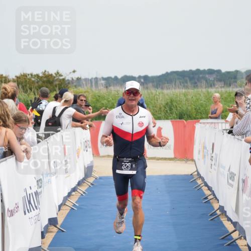 22.06.2025 - Viking Triathlon MichiJ http://msf.ph/oto/8112380 22.06.2025 14:53:43 Ziel 329 meine-sportfotos.de