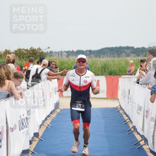 22.06.2025 - Viking Triathlon MichiJ http://msf.ph/oto/8112392 22.06.2025 14:53:43 Ziel 329 meine-sportfotos.de