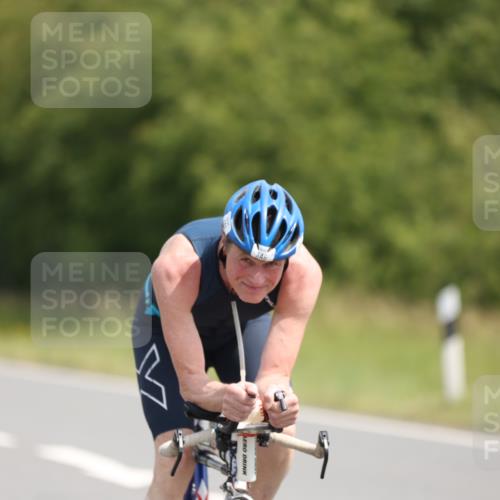 22.06.2025 - Viking Triathlon Yannick Fuchs http://msf.ph/oto/8112437 22.06.2025 11:37:09 Radfahren 346, 355, 410, 434, 527 meine-sportfotos.de