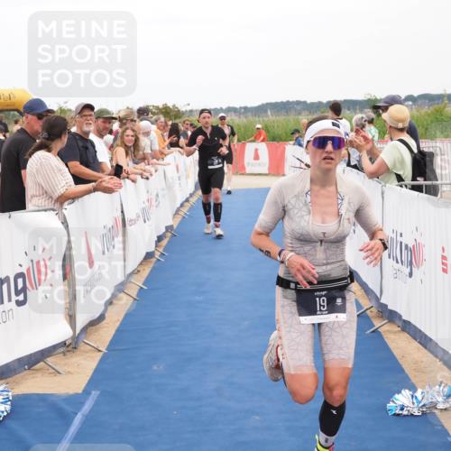 22.06.2025 - Viking Triathlon MichiJ http://msf.ph/oto/8112451 22.06.2025 15:03:16 Ziel 19, 38, 536 meine-sportfotos.de