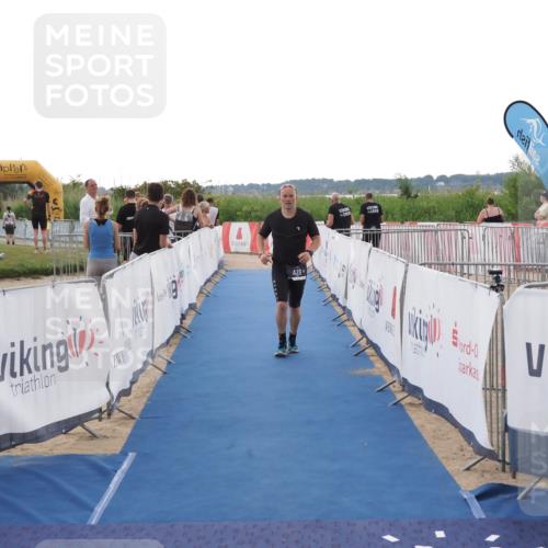 22.06.2025 - Viking Triathlon MichiJ http://msf.ph/oto/8112452 22.06.2025 16:25:22 Ziel 439 meine-sportfotos.de