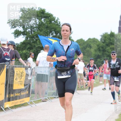 22.06.2025 - Viking Triathlon H.Heesch http://msf.ph/oto/8112464 22.06.2025 14:49:10 Laufen 48, 166, 243, 639 meine-sportfotos.de