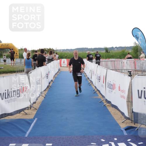 22.06.2025 - Viking Triathlon MichiJ http://msf.ph/oto/8112481 22.06.2025 16:25:22 Ziel 439 meine-sportfotos.de