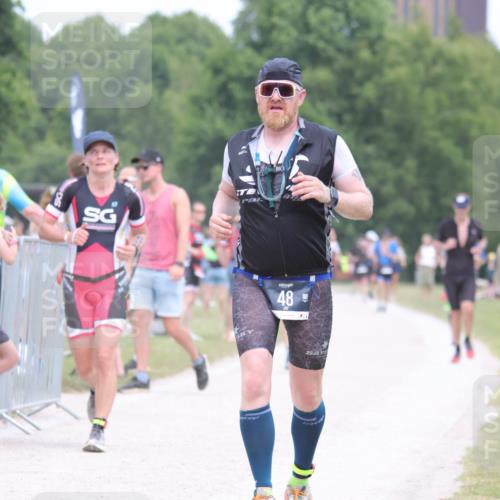 22.06.2025 - Viking Triathlon H.Heesch http://msf.ph/oto/8112482 22.06.2025 14:49:12 Laufen 48, 166, 639 meine-sportfotos.de